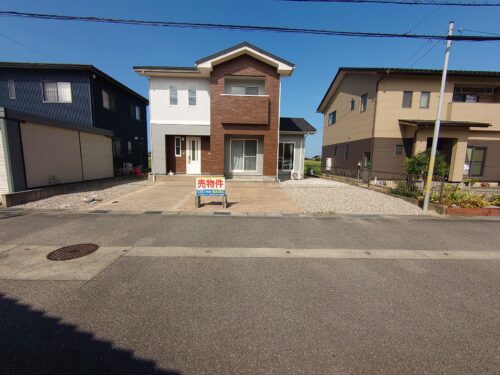 前面道路含む現地外観写真(周辺)